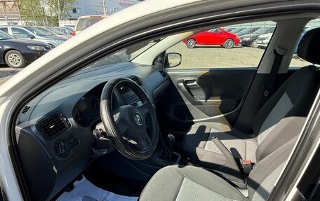 Volkswagen Polo VI (EU Market), 2011 год, 530 000 рублей, 9 фотография
