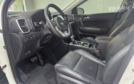 KIA Sportage IV рестайлинг, 2021 год, 2 099 000 рублей, 8 фотография