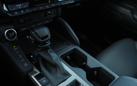 Toyota Land Cruiser Prado, 2024 год, 11 400 000 рублей, 12 фотография