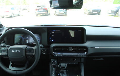 Toyota Land Cruiser Prado, 2024 год, 11 400 000 рублей, 8 фотография