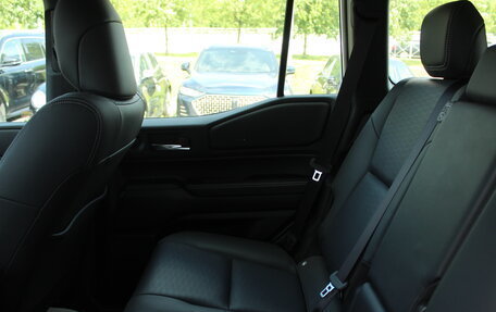 Toyota Land Cruiser Prado, 2024 год, 11 400 000 рублей, 18 фотография