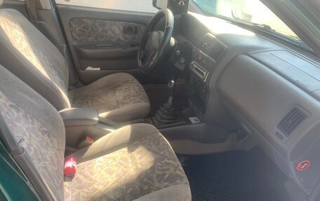 Nissan Almera, 1998 год, 135 000 рублей, 5 фотография