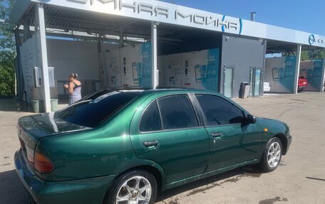 Nissan Almera, 1998 год, 135 000 рублей, 3 фотография