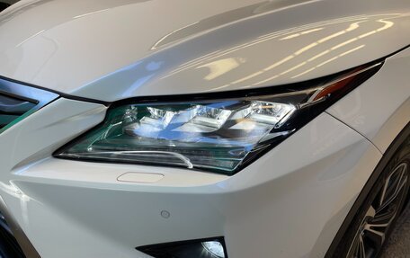 Lexus RX IV рестайлинг, 2019 год, 4 000 000 рублей, 7 фотография