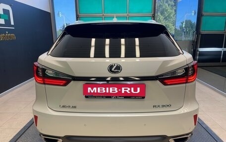 Lexus RX IV рестайлинг, 2019 год, 4 000 000 рублей, 5 фотография