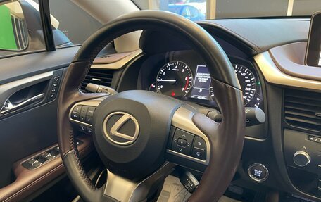 Lexus RX IV рестайлинг, 2019 год, 4 000 000 рублей, 27 фотография