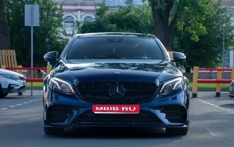 Mercedes-Benz E-Класс, 2016 год, 3 320 000 рублей, 1 фотография