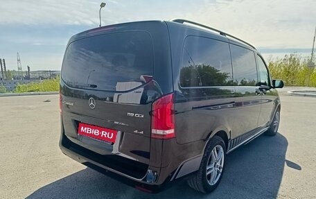 Mercedes-Benz Vito, 2021 год, 6 300 000 рублей, 4 фотография