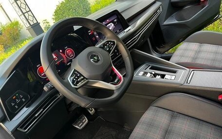 Volkswagen Golf GTI, 2022 год, 2 499 333 рублей, 8 фотография