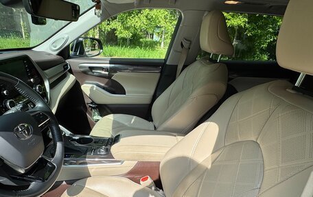 Toyota Highlander, 2021 год, 5 500 000 рублей, 5 фотография