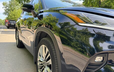 Toyota Highlander, 2021 год, 5 500 000 рублей, 8 фотография