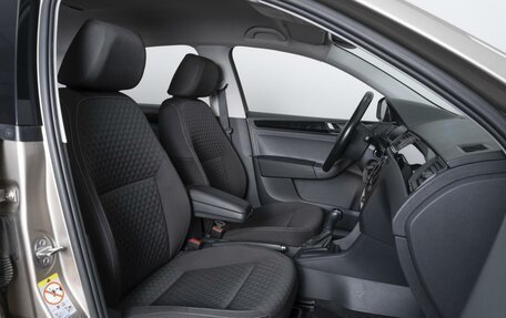 Skoda Rapid I, 2018 год, 1 317 000 рублей, 8 фотография