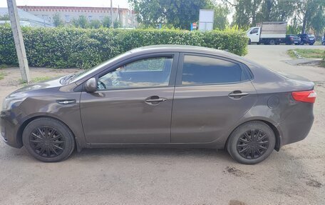 KIA Rio III рестайлинг, 2015 год, 800 000 рублей, 5 фотография