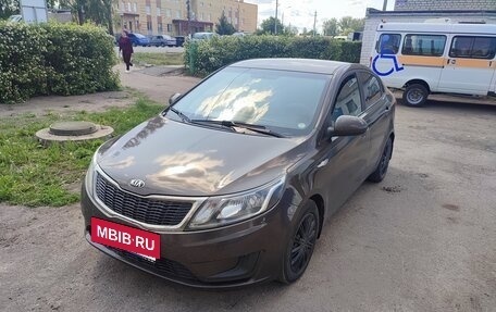 KIA Rio III рестайлинг, 2015 год, 800 000 рублей, 3 фотография