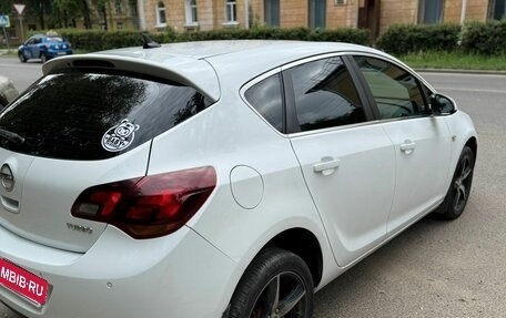 Opel Astra J, 2012 год, 815 000 рублей, 13 фотография