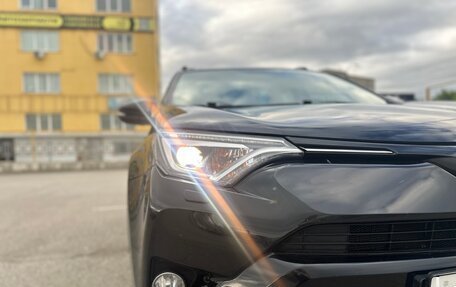 Toyota RAV4, 2018 год, 2 960 000 рублей, 4 фотография