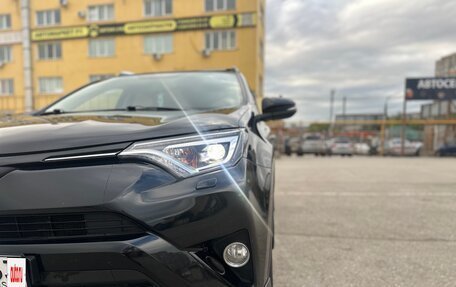 Toyota RAV4, 2018 год, 2 960 000 рублей, 5 фотография