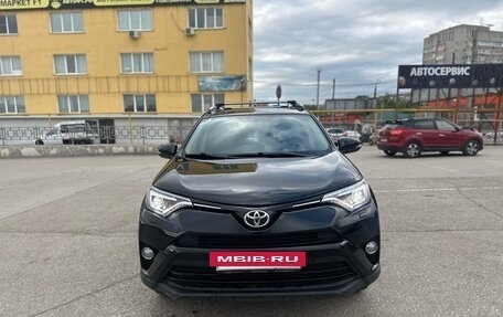 Toyota RAV4, 2018 год, 2 960 000 рублей, 3 фотография