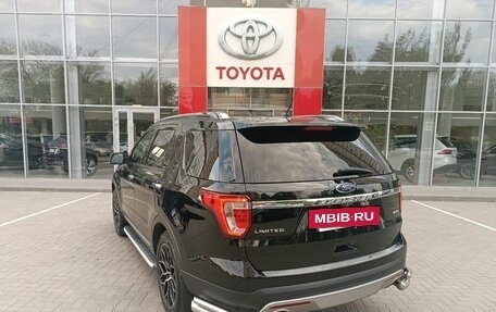 Ford Explorer VI, 2016 год, 1 990 000 рублей, 8 фотография