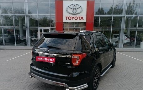 Ford Explorer VI, 2016 год, 1 990 000 рублей, 11 фотография
