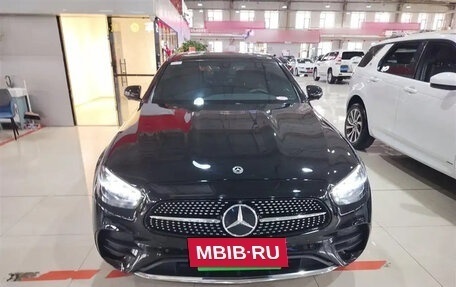 Mercedes-Benz E-Класс, 2021 год, 4 700 000 рублей, 2 фотография