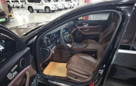 Mercedes-Benz E-Класс, 2021 год, 4 700 000 рублей, 7 фотография