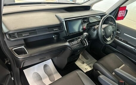 Honda Stepwgn IV, 2015 год, 2 249 000 рублей, 13 фотография