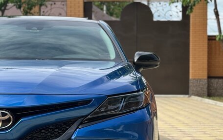 Toyota Camry, 2018 год, 2 750 000 рублей, 12 фотография