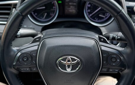 Toyota Camry, 2018 год, 2 750 000 рублей, 26 фотография