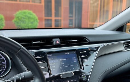 Toyota Camry, 2018 год, 2 750 000 рублей, 37 фотография