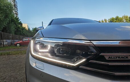 Volkswagen Passat B8 рестайлинг, 2018 год, 3 250 000 рублей, 11 фотография