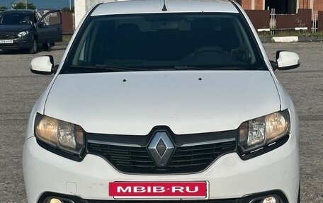 Renault Logan II, 2016 год, 550 000 рублей, 11 фотография