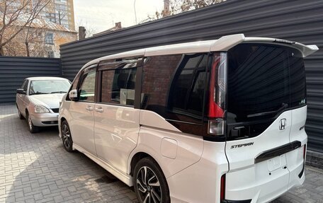 Honda Stepwgn IV, 2021 год, 2 380 000 рублей, 6 фотография