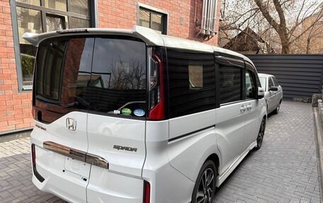 Honda Stepwgn IV, 2021 год, 2 380 000 рублей, 7 фотография