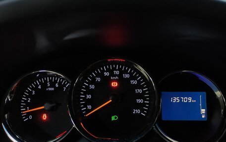 Renault Sandero II рестайлинг, 2014 год, 769 000 рублей, 14 фотография