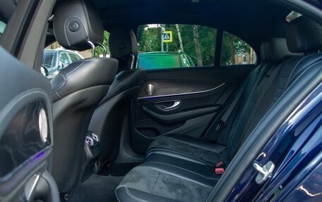 Mercedes-Benz E-Класс, 2016 год, 3 320 000 рублей, 7 фотография