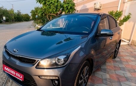 KIA Rio IV, 2018 год, 1 549 999 рублей, 3 фотография
