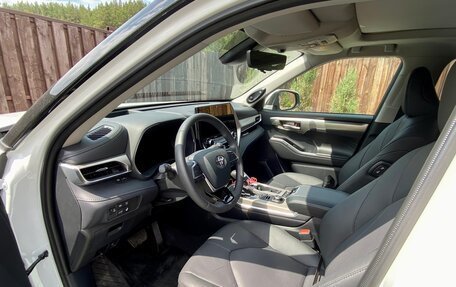 Toyota Highlander, 2025 год, 5 500 000 рублей, 4 фотография