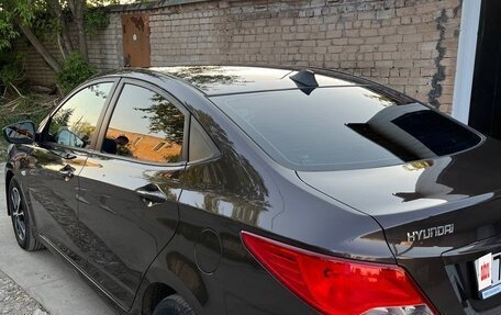 Hyundai Solaris II рестайлинг, 2016 год, 850 000 рублей, 2 фотография