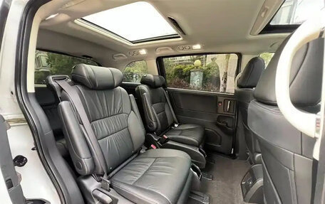 Honda Odyssey IV, 2022 год, 3 200 000 рублей, 14 фотография