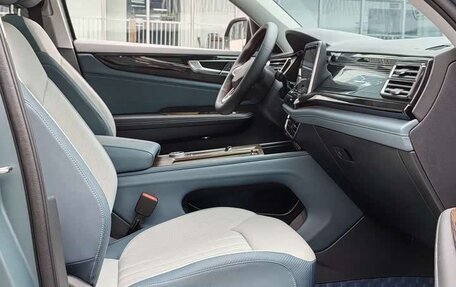 Volkswagen Teramont I, 2024 год, 5 290 000 рублей, 9 фотография