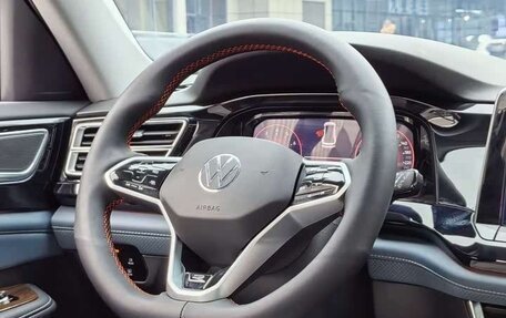 Volkswagen Teramont I, 2024 год, 5 290 000 рублей, 13 фотография