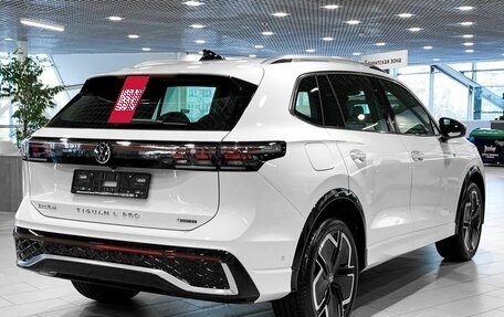 Volkswagen Tiguan, 2024 год, 4 797 000 рублей, 4 фотография