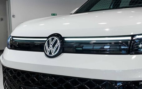 Volkswagen Tiguan, 2024 год, 4 797 000 рублей, 12 фотография