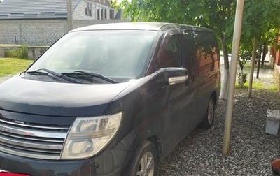 Nissan Elgrand III, 2005 год, 550 000 рублей, 1 фотография