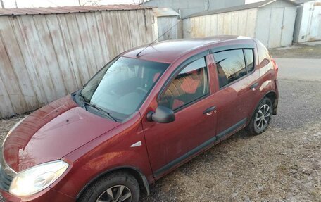 Renault Sandero II рестайлинг, 2013 год, 716 000 рублей, 1 фотография