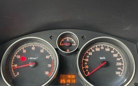 Opel Zafira B, 2012 год, 585 000 рублей, 9 фотография
