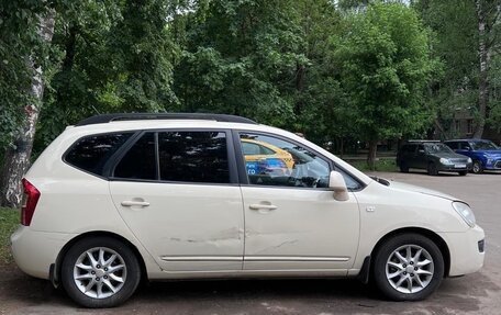 KIA Carens III (RP), 2010 год, 550 000 рублей, 6 фотография