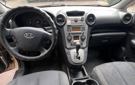 KIA Carens III (RP), 2010 год, 550 000 рублей, 16 фотография