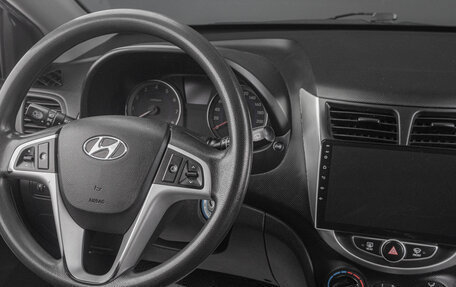 Hyundai Solaris II рестайлинг, 2012 год, 849 000 рублей, 15 фотография
